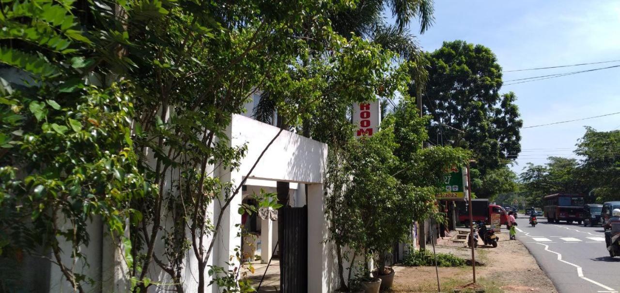 Saragama Holiday Resort Kurunegala Eksteriør bilde